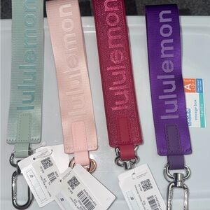 Lululemon never lost keychain. Bundle